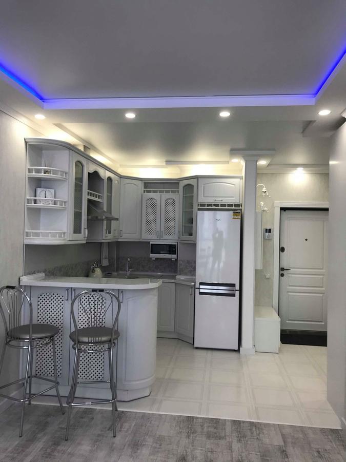Luxe Apartment On Drahomanova Kiev Exteriör bild